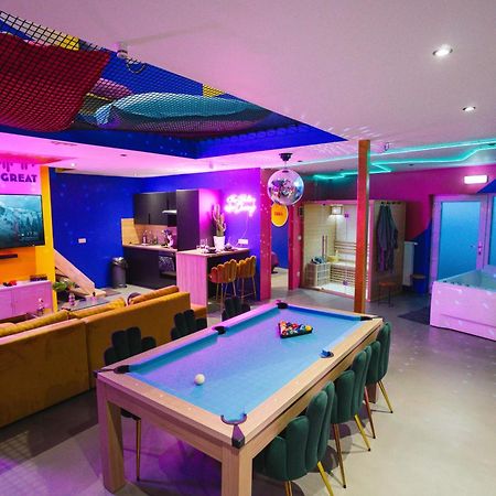 Capsule Boogie-Woogie - Jacuzzi - Sauna - Billard - Jeux - Ecran Geant - Filet Suspendu - Netflix ลา ลูเวียร์เร ภายนอก รูปภาพ