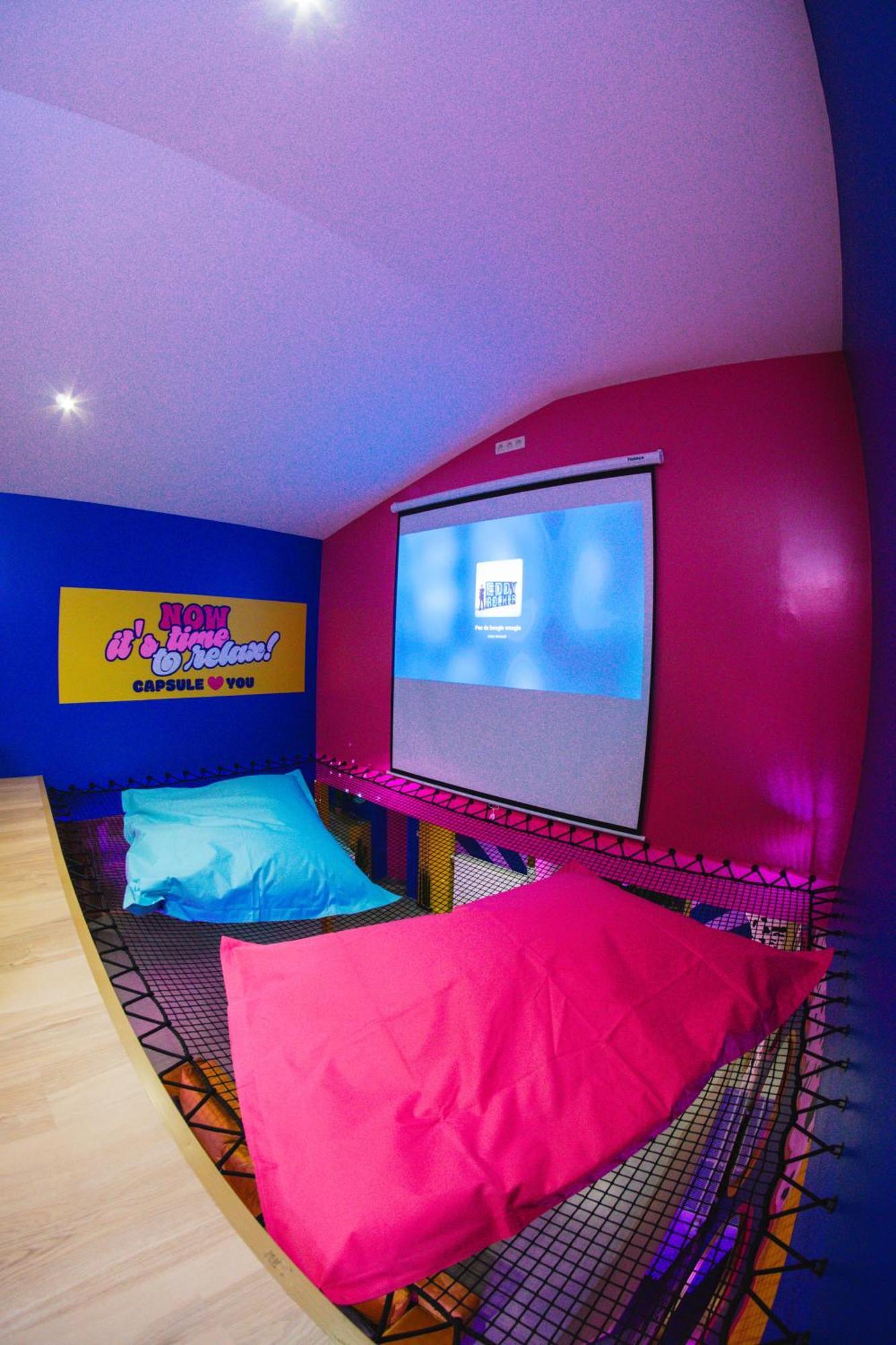 Capsule Boogie-Woogie - Jacuzzi - Sauna - Billard - Jeux - Ecran Geant - Filet Suspendu - Netflix ลา ลูเวียร์เร ภายนอก รูปภาพ