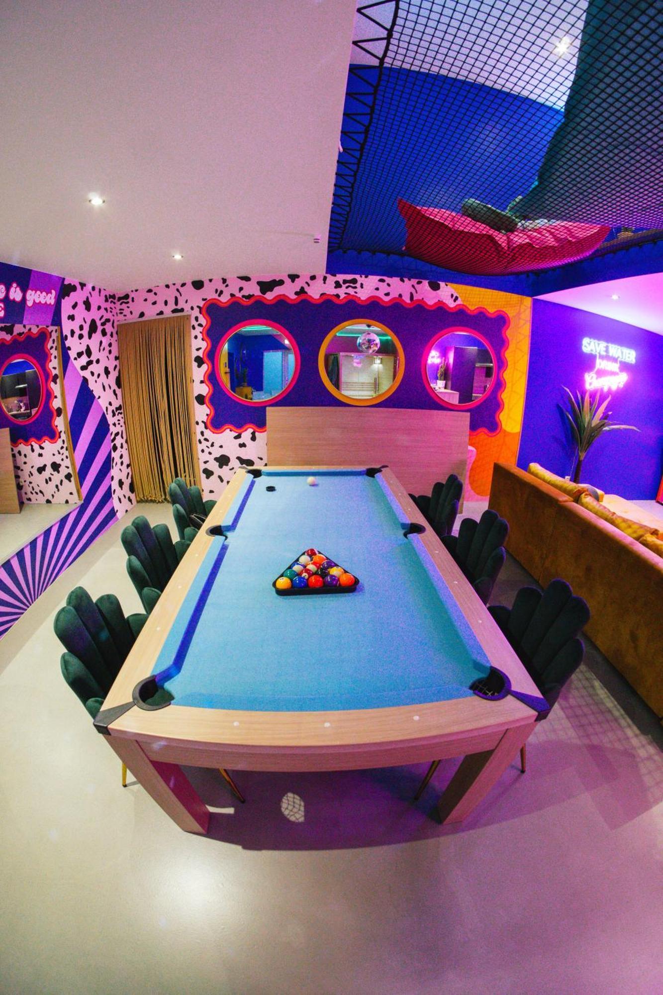 Capsule Boogie-Woogie - Jacuzzi - Sauna - Billard - Jeux - Ecran Geant - Filet Suspendu - Netflix ลา ลูเวียร์เร ภายนอก รูปภาพ