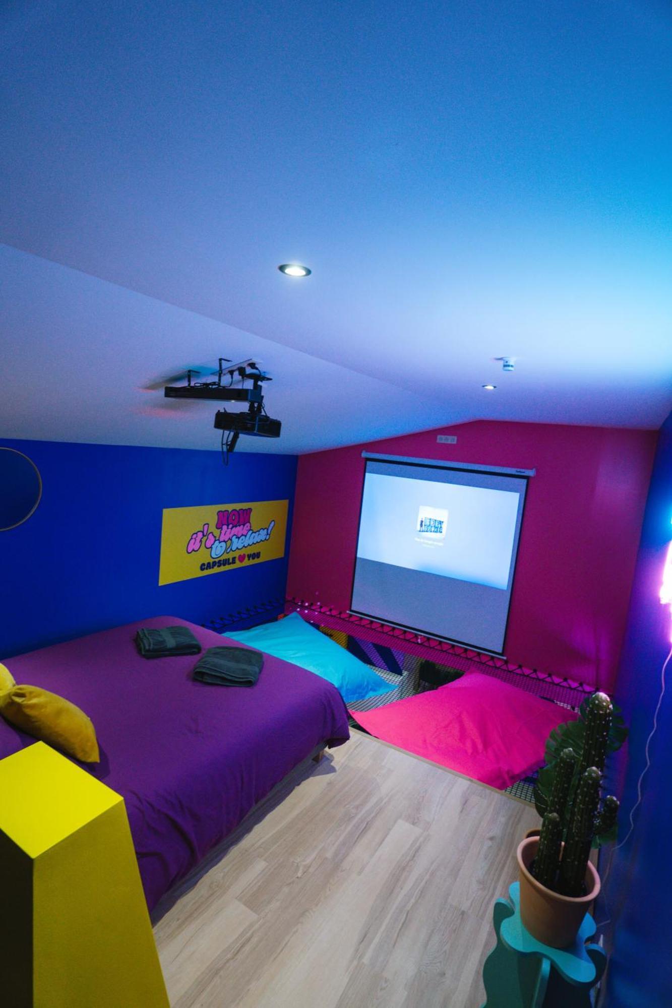 Capsule Boogie-Woogie - Jacuzzi - Sauna - Billard - Jeux - Ecran Geant - Filet Suspendu - Netflix ลา ลูเวียร์เร ภายนอก รูปภาพ