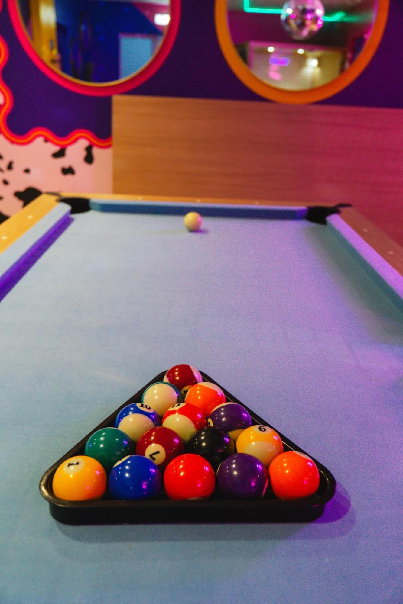 Capsule Boogie-Woogie - Jacuzzi - Sauna - Billard - Jeux - Ecran Geant - Filet Suspendu - Netflix ลา ลูเวียร์เร ภายนอก รูปภาพ